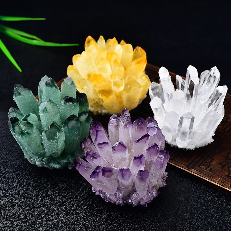 M0-43 【 新品 】 台座付き 水晶 クラスター インテリア 置物 M0-43 【 新品 】 台座付き 水晶 クラスター インテリア 置物