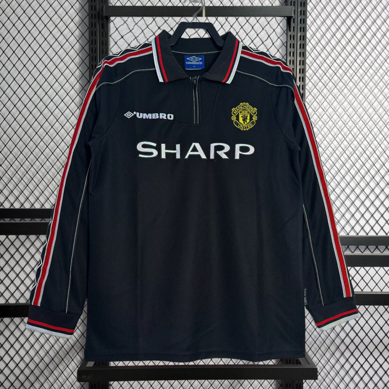 Premier League 98-99 champion
