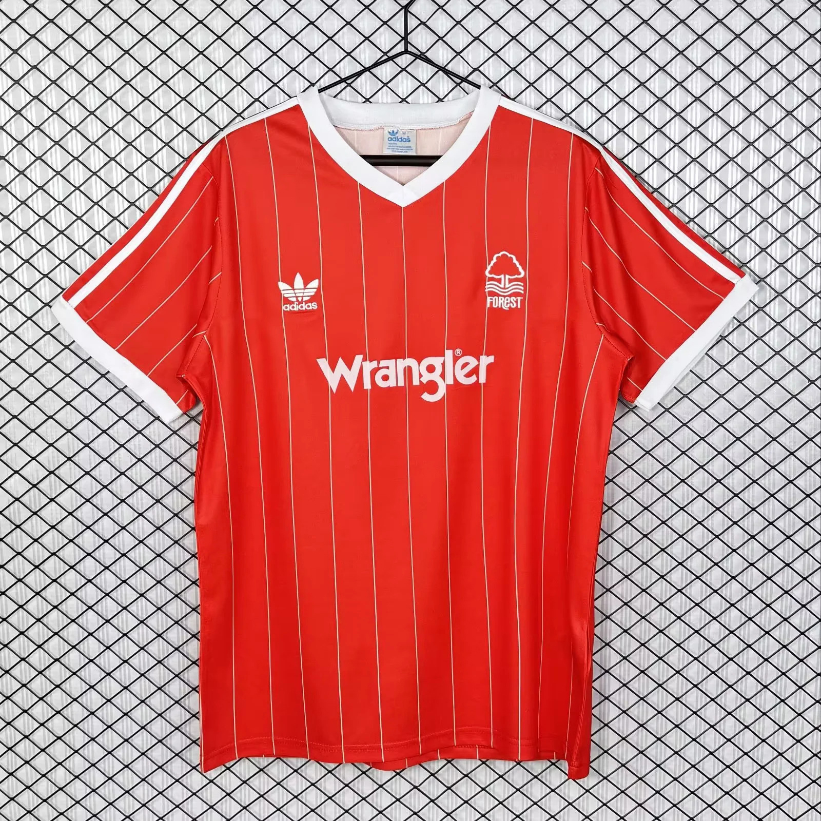 Retro 1982-84 Nottingham Forest Home Retro Football jersey