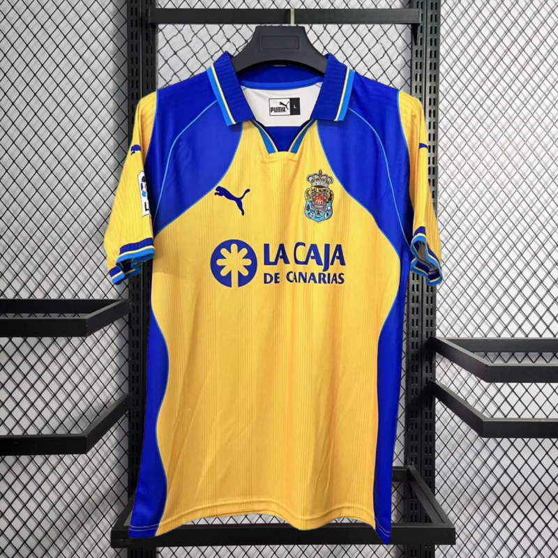 Retro 2000-01 Las Palmas Home Retro Football jersey