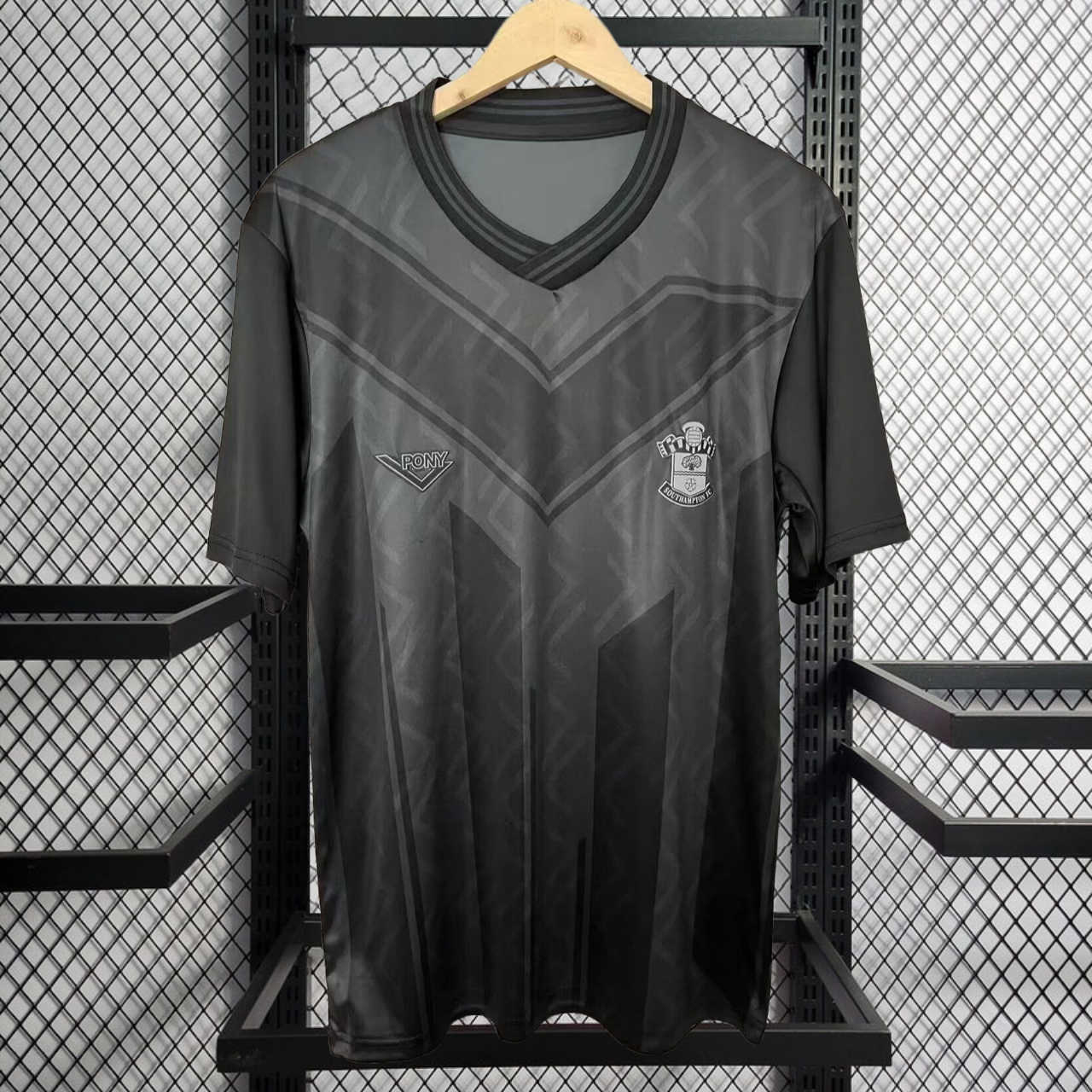 Reteo 1993-95 Southampton Reteo black Football jersey