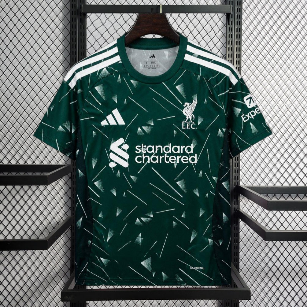 2026-27 Liverpool Goalkeeper Football jersey