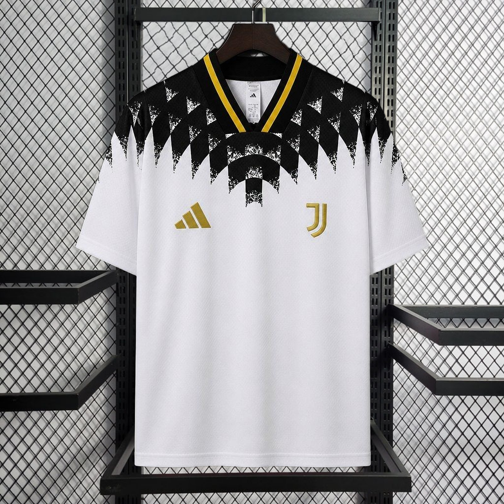 2026-27 Juventus White with Black Geometric Pattern 1994 Vintage Remake Football jersey