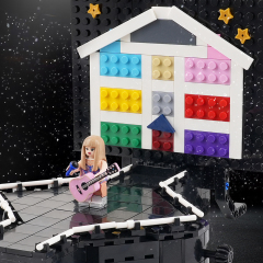MOC1544 300Pcs The Stage Of The Moldy Times Creation Series Gifts Puzzle Figure DIY Building Block Sets Educational Toys Kids