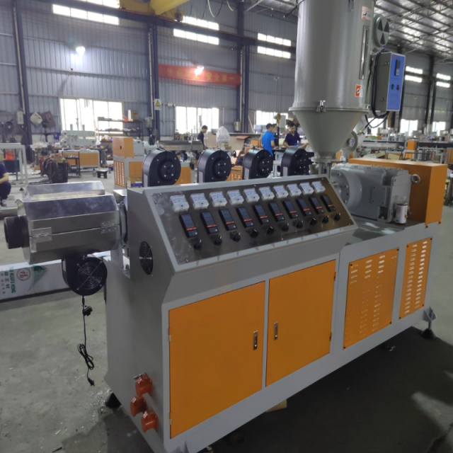 TPU steel wire winding, steel wire weaving high-pressure hydraulic hose extruder