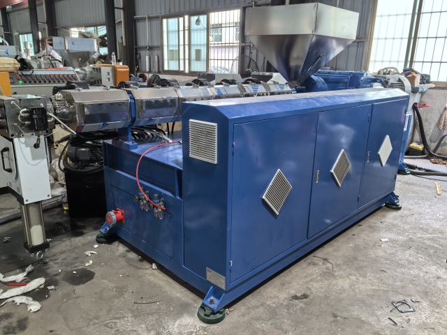 PP seedling insulation pipe