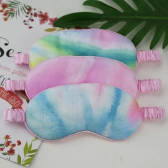 レインボーアイパッチは、圧力を下げてリラックスするソフトサテンの睡眠用アイマスクです。