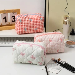 Korean Style Personalized Luxury Pink Bow Cosmetic Bag with Zipper Closure Soft Fashion Style Case for Travel Beauty Makeup