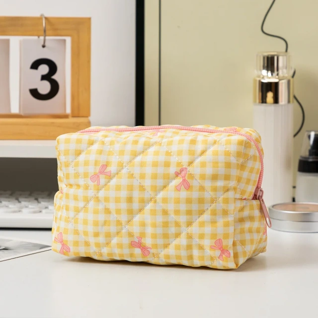 Korean Style Personalized Luxury Pink Bow Cosmetic Bag with Zipper Closure Soft Fashion Style Case for Travel Beauty Makeup