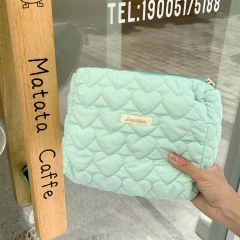 Quilting Pouch Toiletry Makeup Cosmetic Bag Custom Design Logo Printed Soft Zipper Organizer