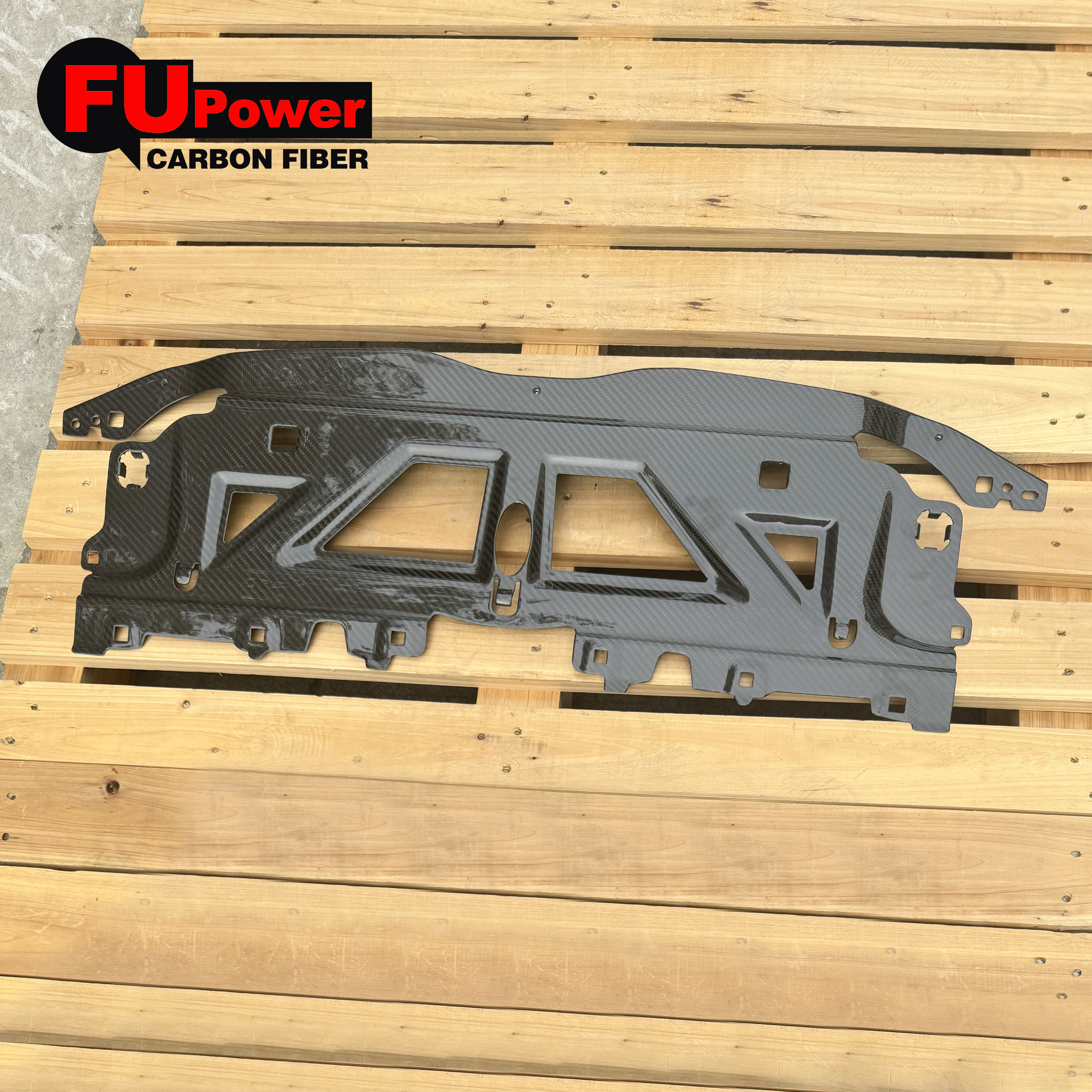 Dry Carbon Fiber Cooling Shroud for BMW M3 M4 G80 G82 S58 Radiator Cover