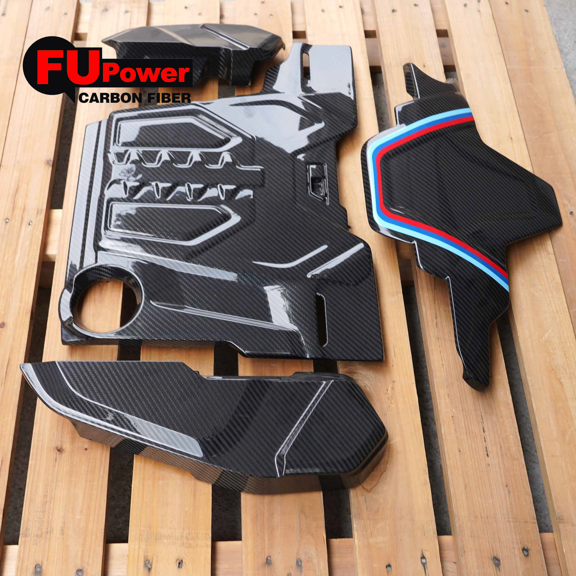 Carbon Fiber Factory For BMW F90 M5 Engine Compartment Dry Carbon Trim Cover