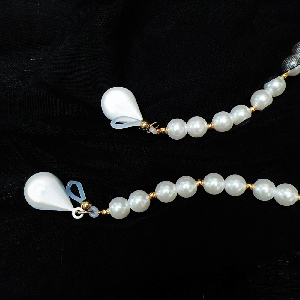 Multi-Strand Pearl Collar With Nipple Clamps