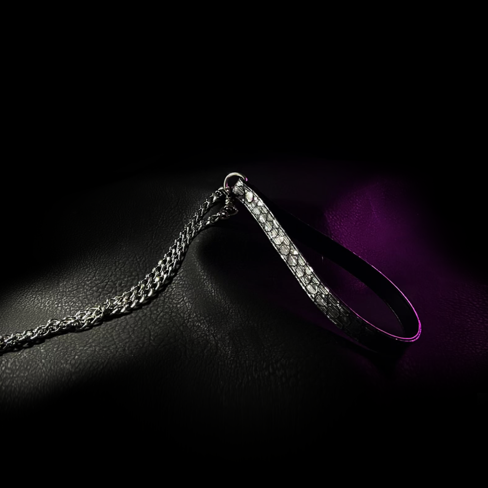 Obsidian Leash