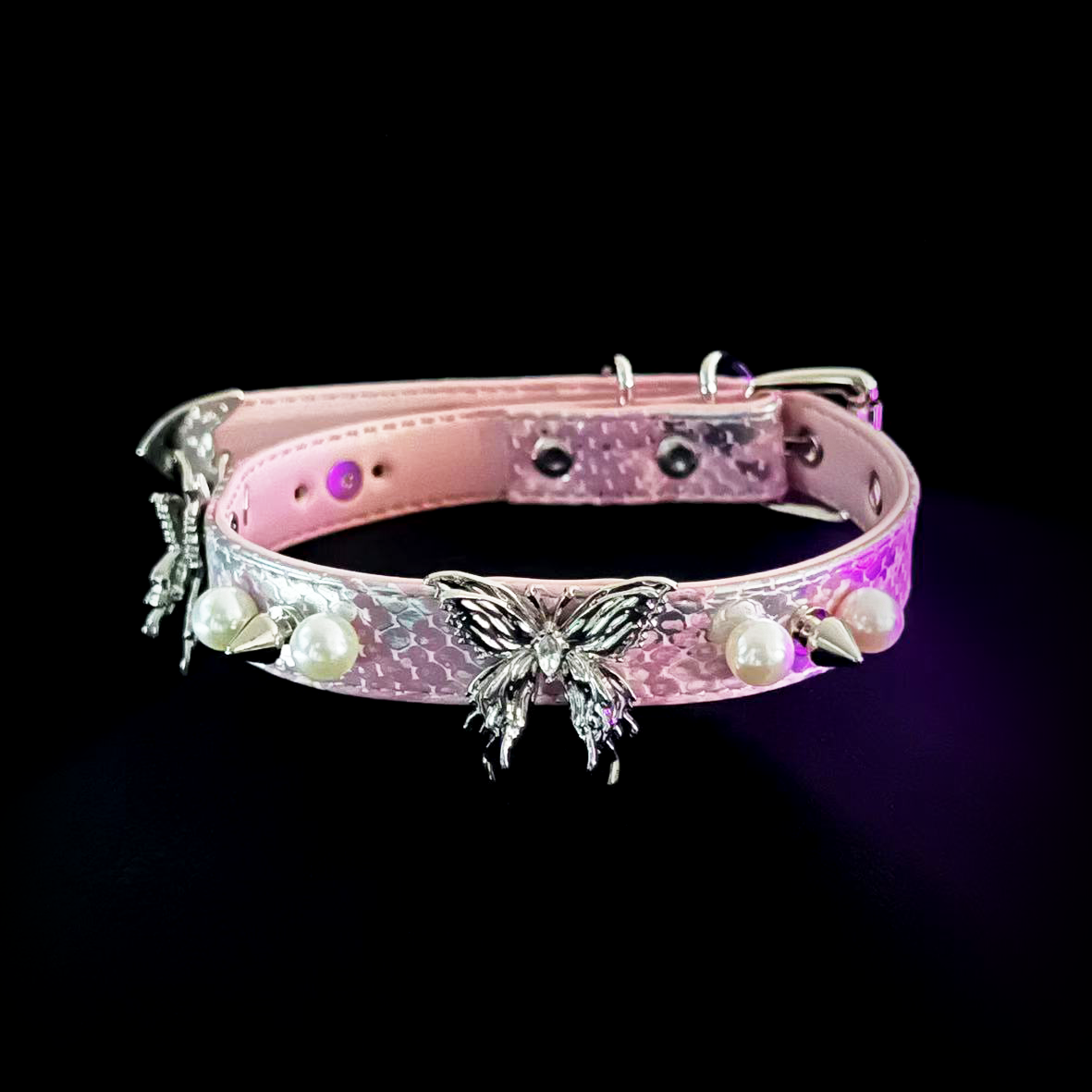 Visual Reference: Pearl Butterfly Collar