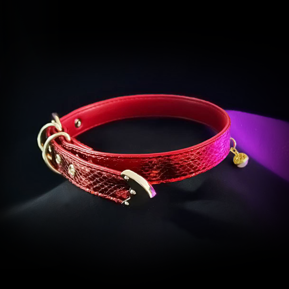 Scarlet Flame Collar