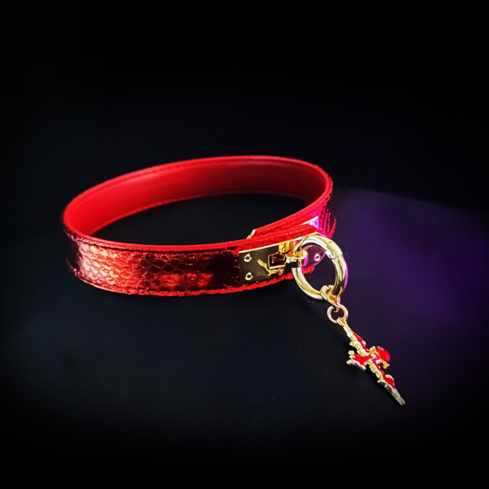 Crimson Cross Collar
