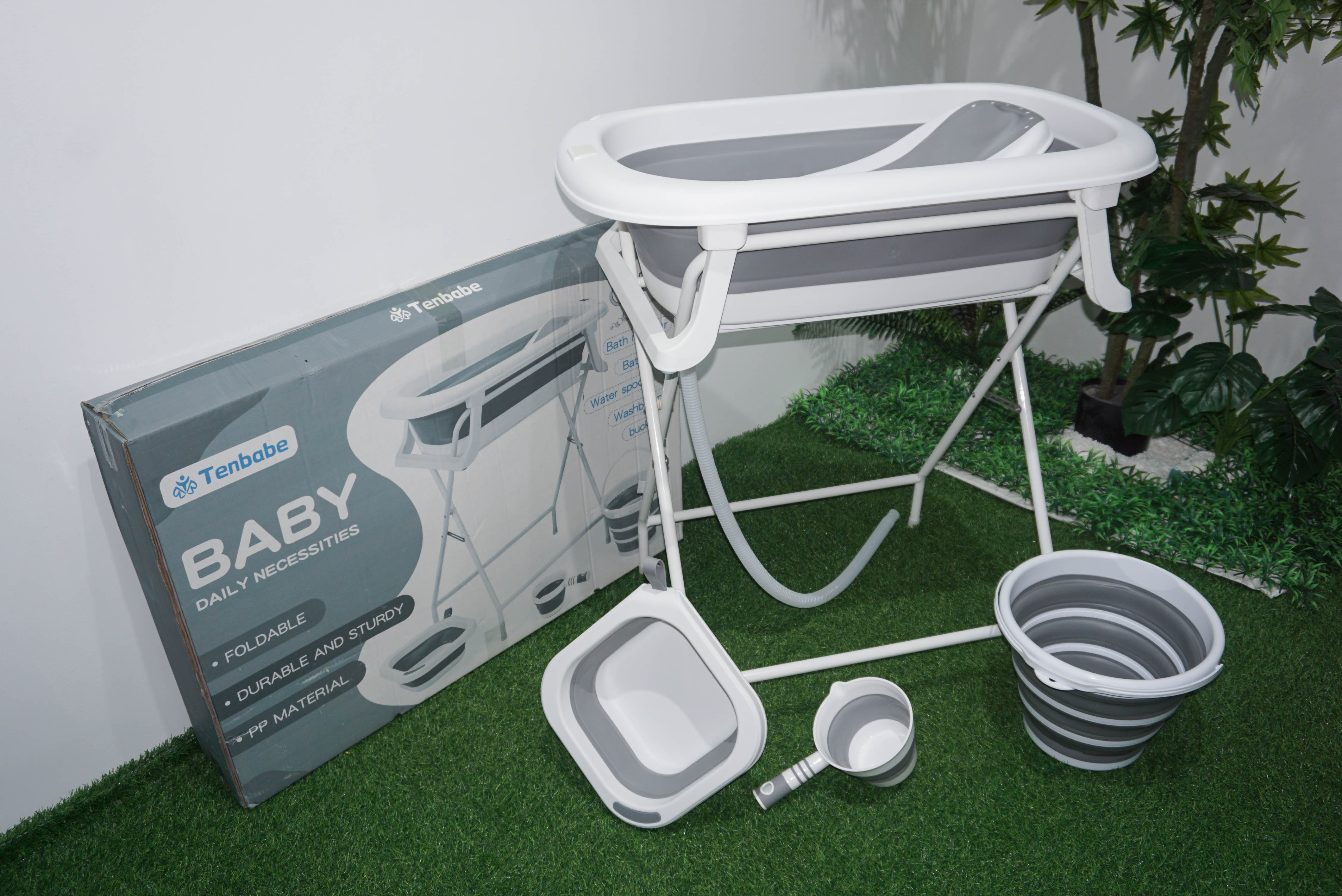 PP material baby bath product set with reclining bathtub, baby toilet, thickened storage basket, water bucket set