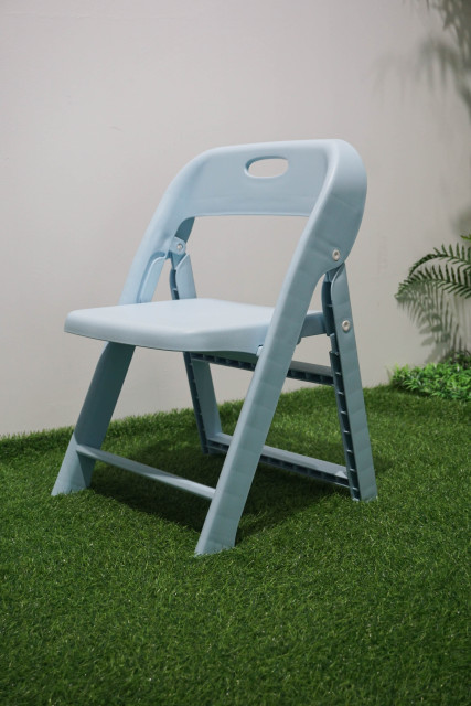 Macaron colored folding chair with backrest anti slip