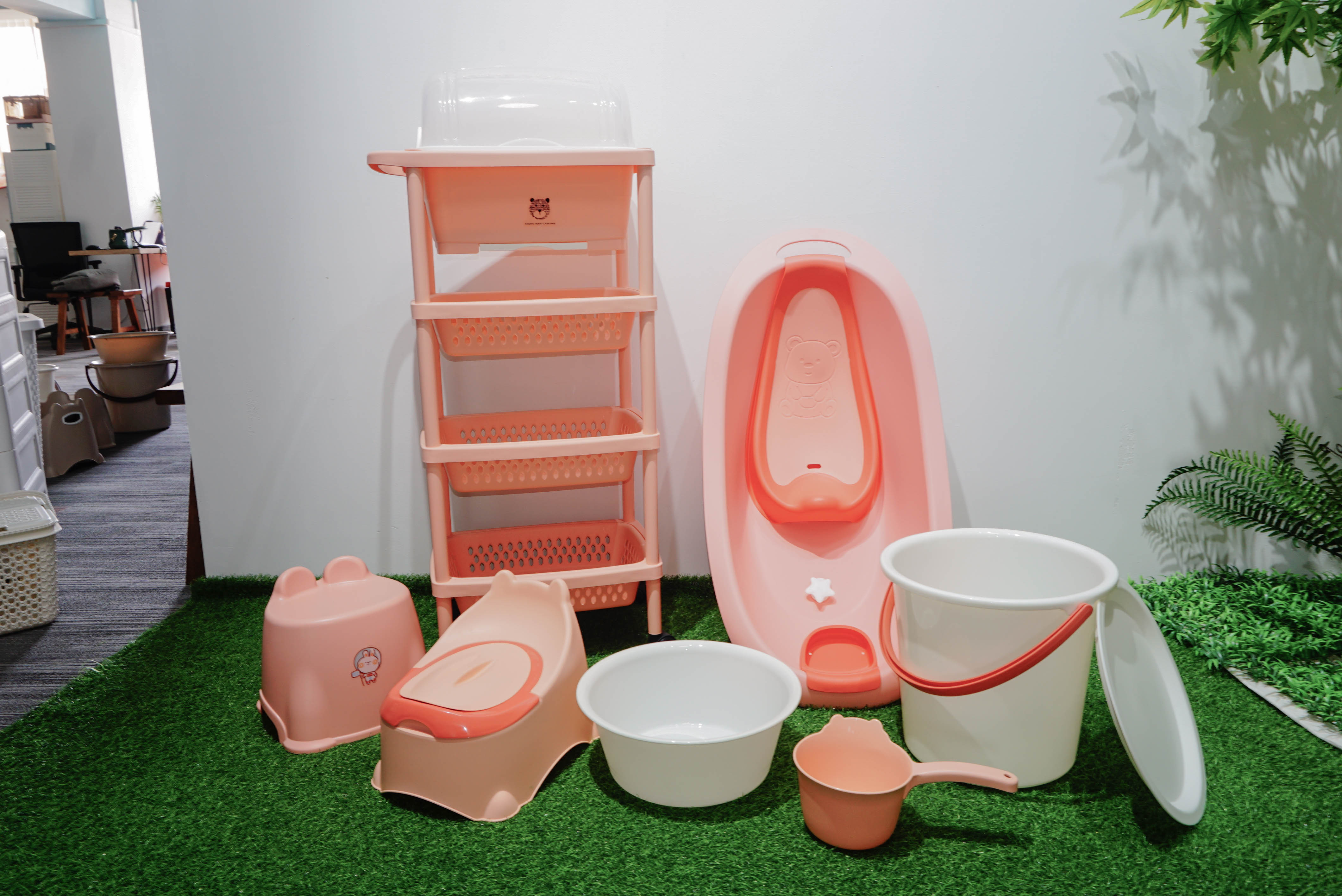 PP material plastic thickened baby bath product set