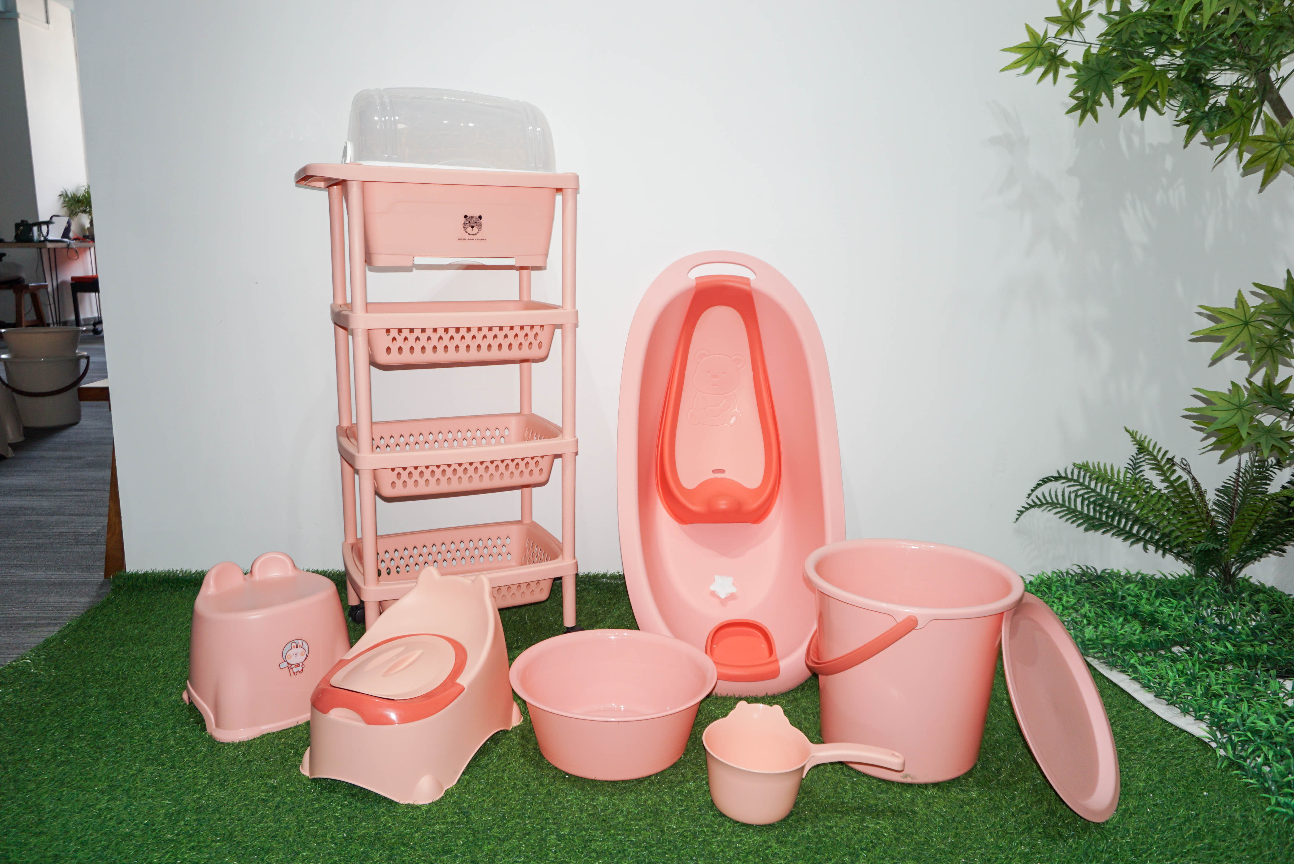 PP material plastic thickened baby bath product set