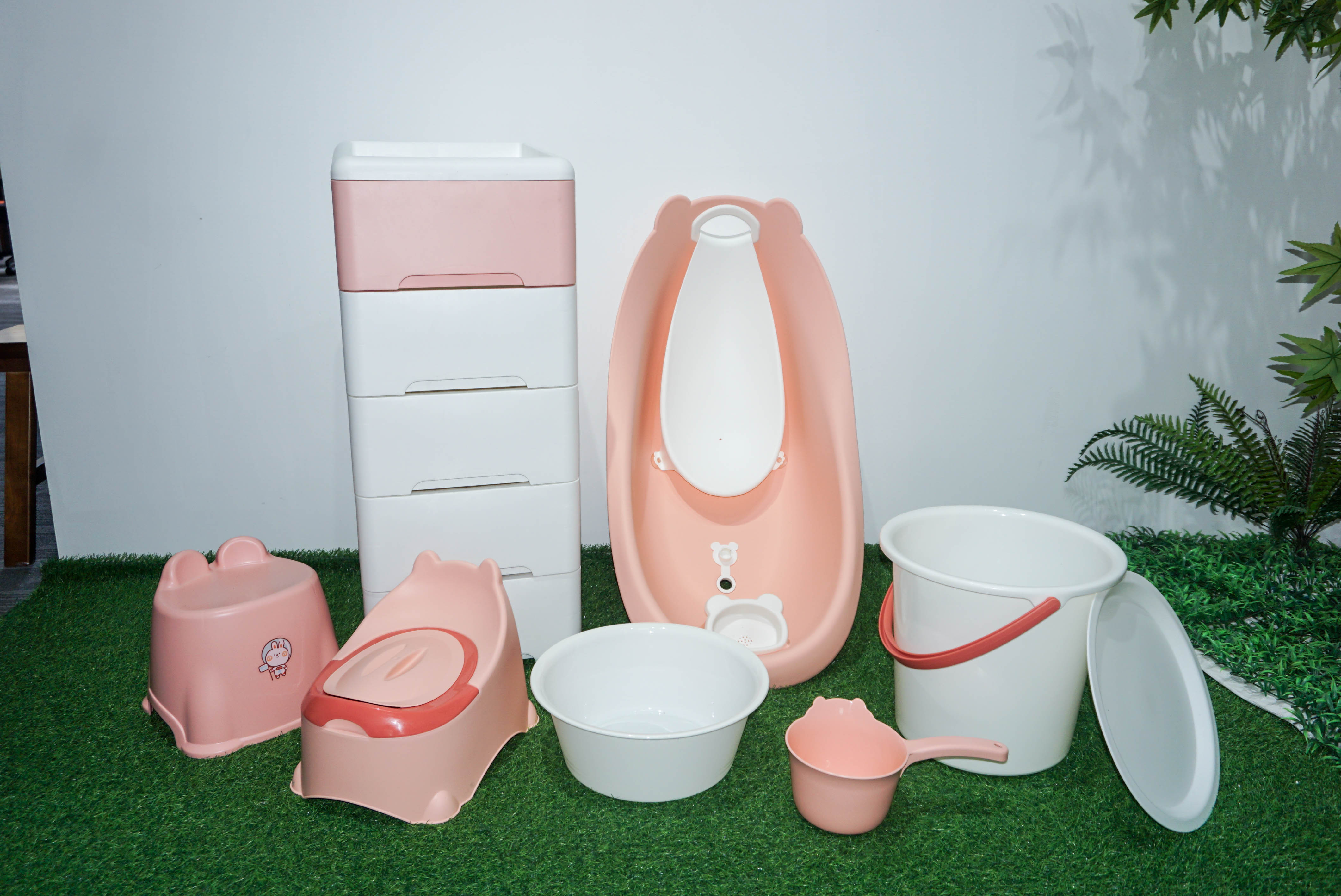 PP material plastic thickened baby bath product set
