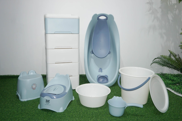 PP material plastic thickened baby bath product set