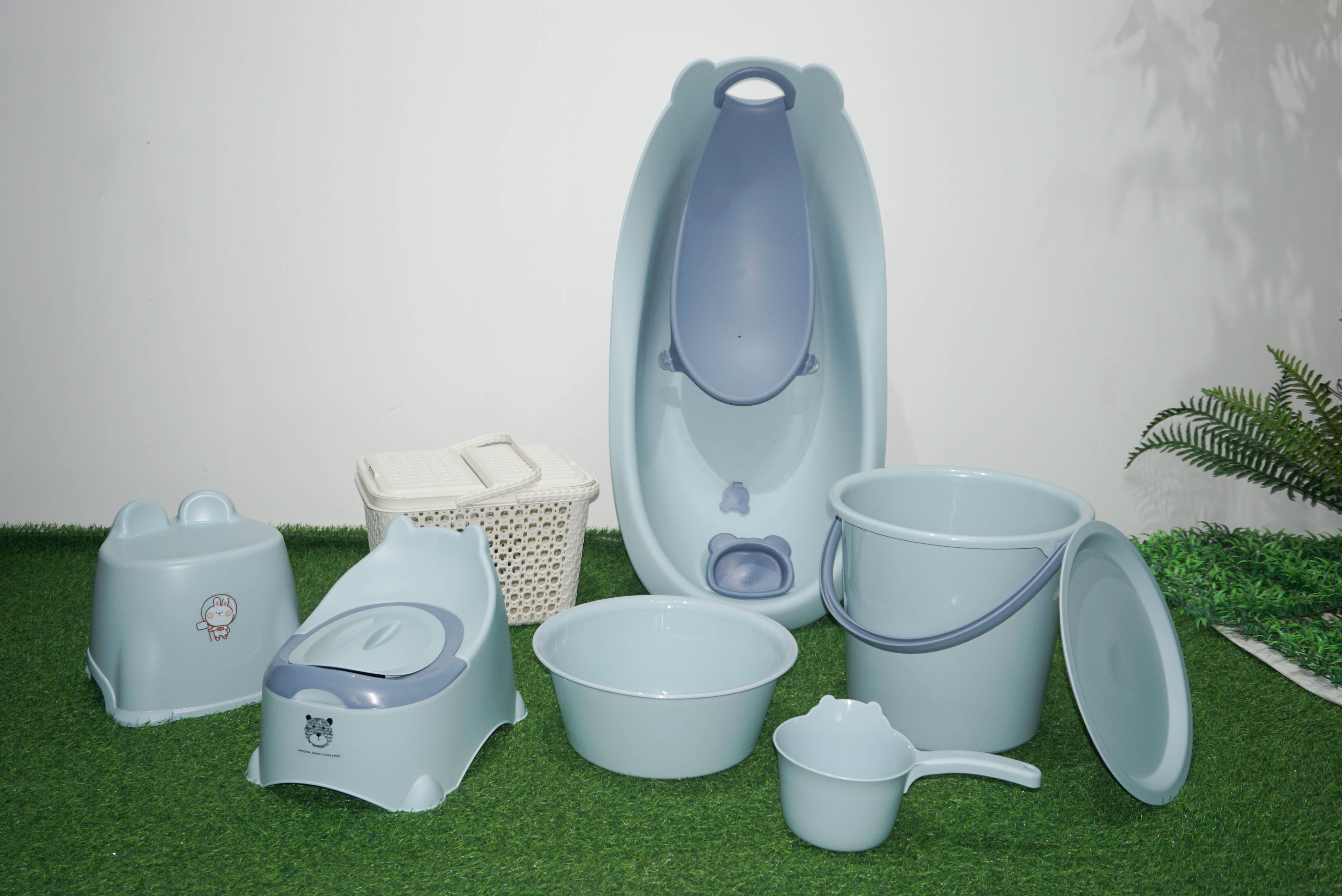 PP material plastic thickened baby bath product set