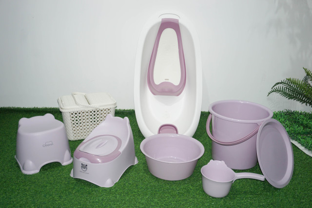 PP material plastic thickened baby bath product set