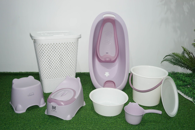 PP material plastic thickened baby bath product set