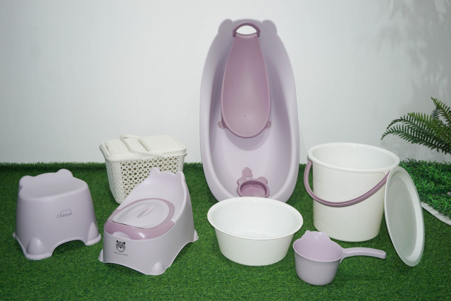 PP material plastic thickened baby bath product set