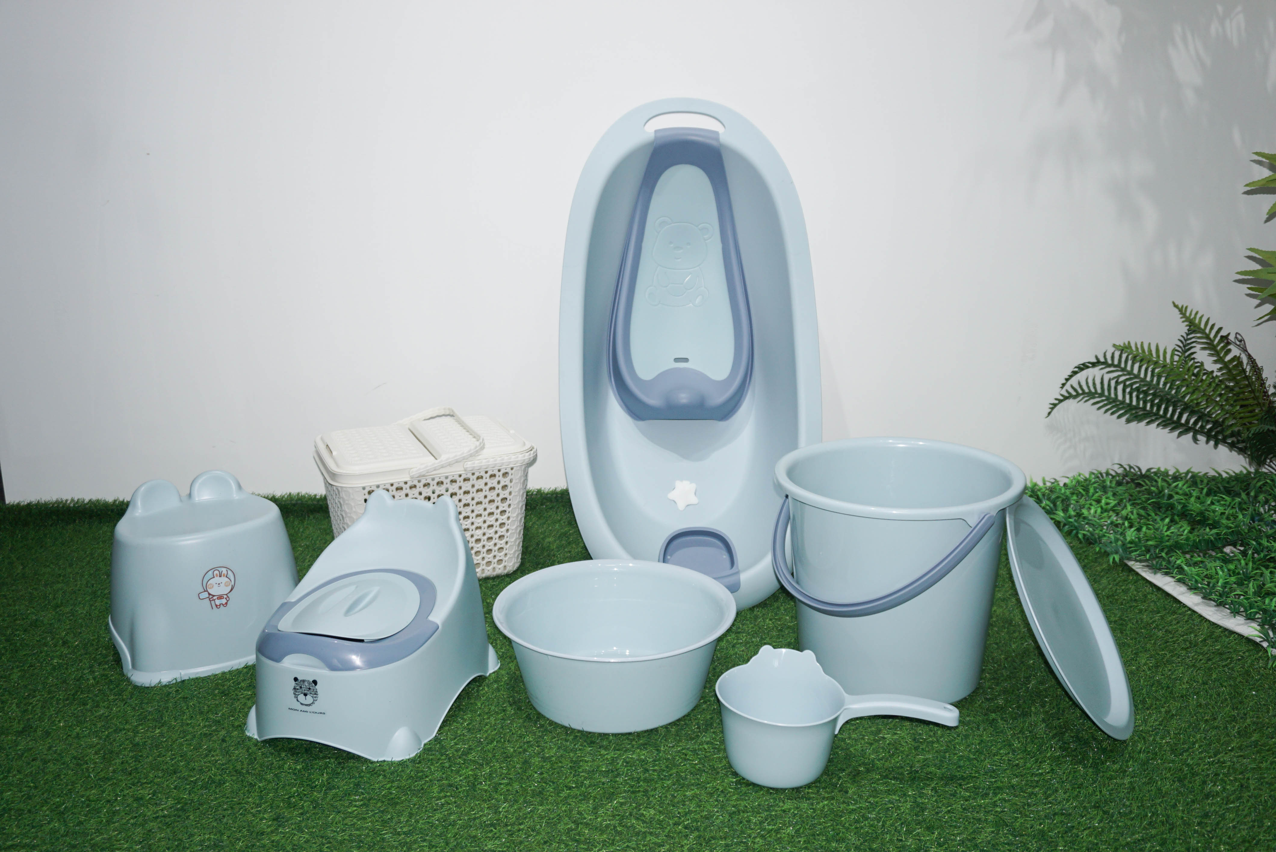 PP material plastic thickened baby bath product set