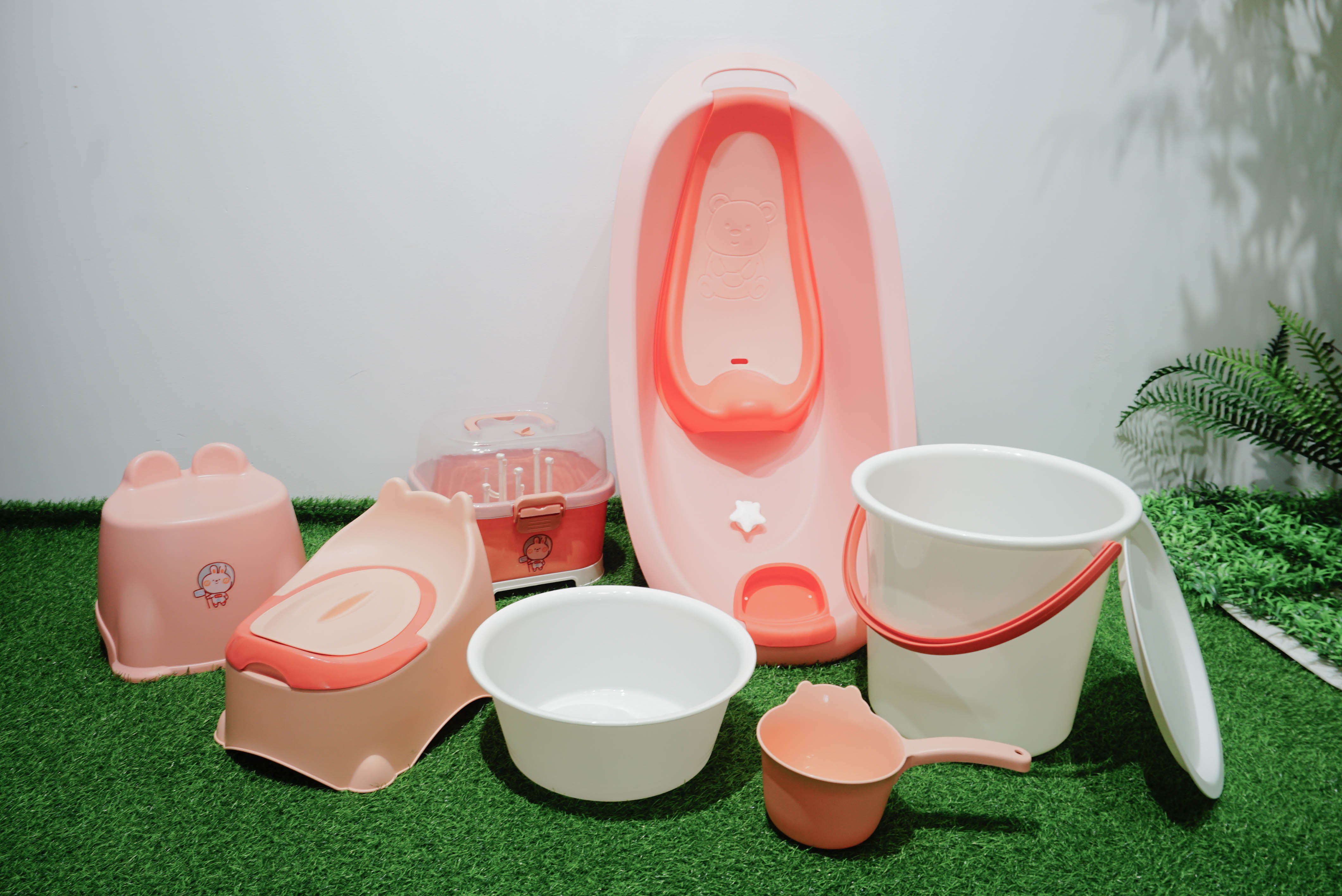 PP material plastic thickened baby bath product set
