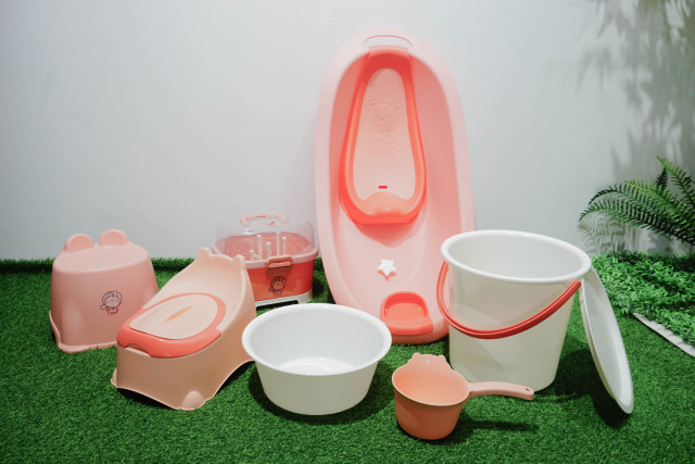 PP material plastic thickened baby bath product set