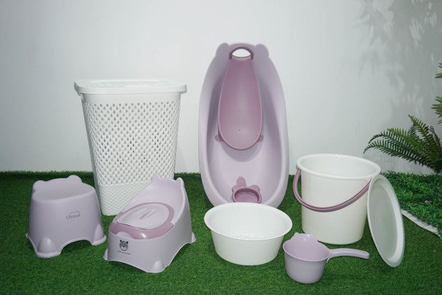 PP material plastic thickened baby bath product set