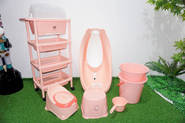 PP material plastic thickened baby bath product set