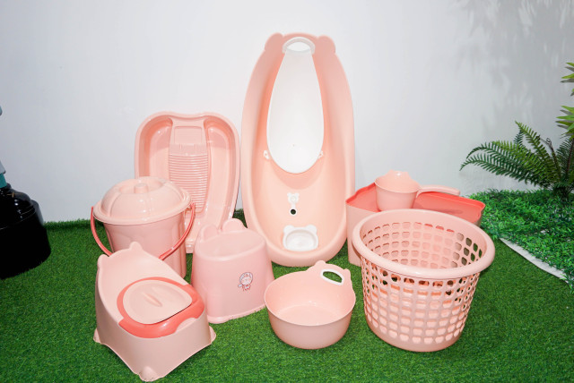 PP material plastic thickened baby bath product set