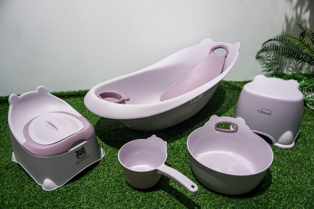 PP material plastic thickened baby bath product set