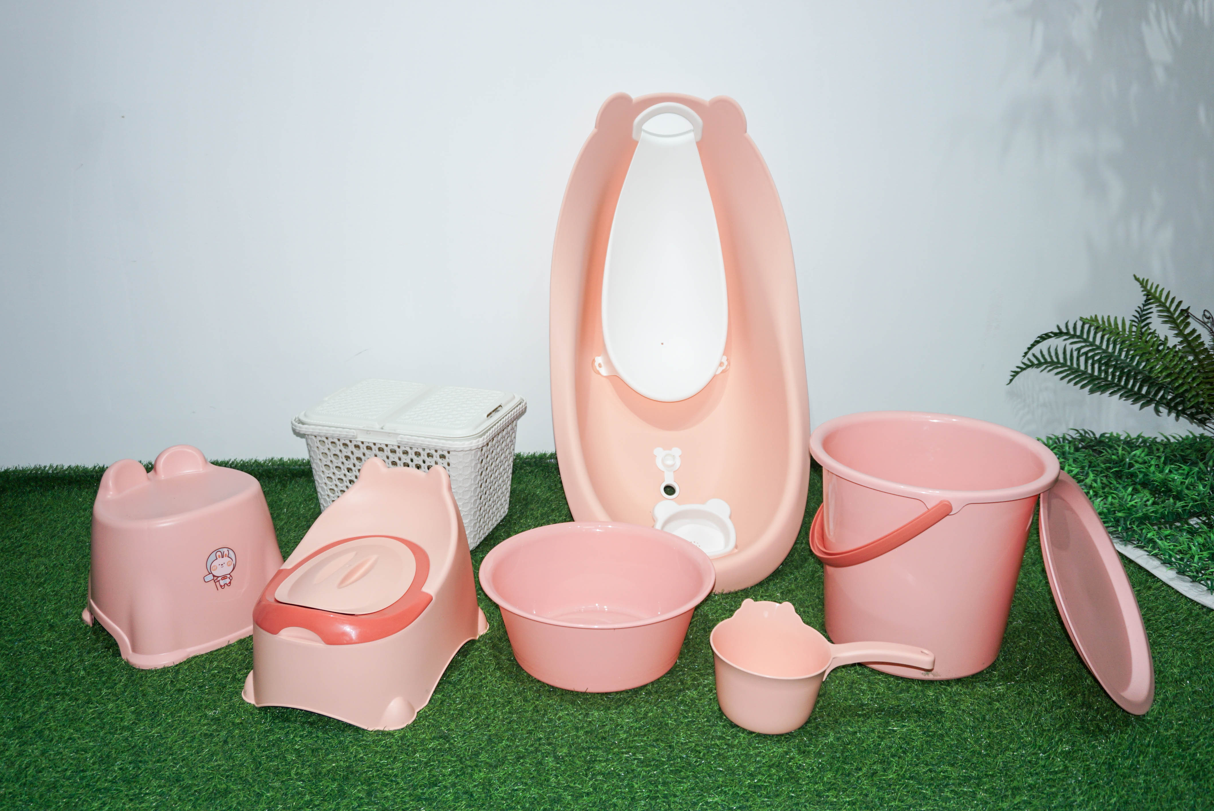 PP material plastic thickened baby bath product set
