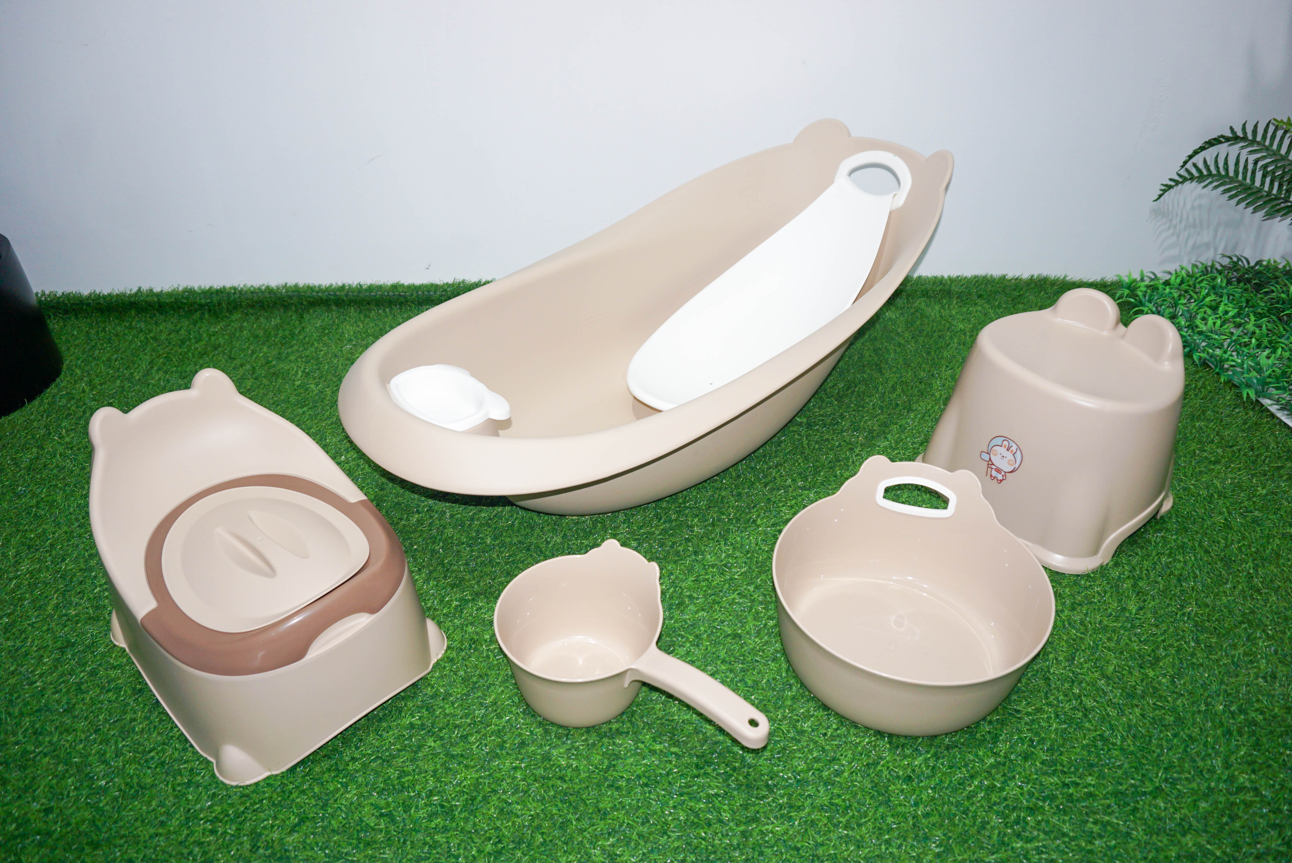 PP material plastic thickened baby bath product set