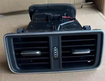 For Audi Q5 2017----air-conditioning rear air outlet