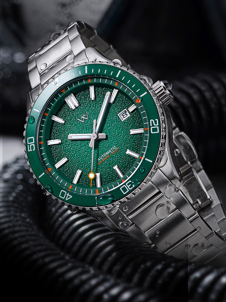 WM046 Dive Watch 42mm MIYOTA8215 20Bar Men's Automatic Watch