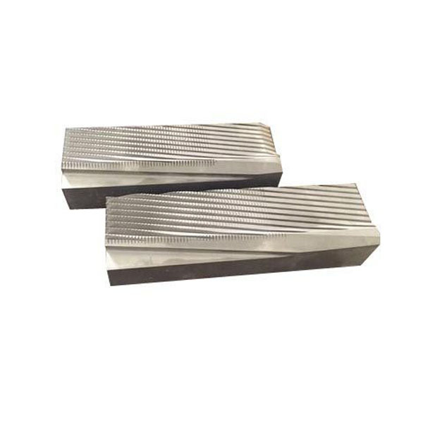 Thread rolling die set for nail rolling machine