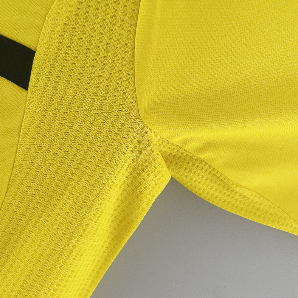 2011/12 Real Madrid Retro Jersey Goalkeeper Yellow