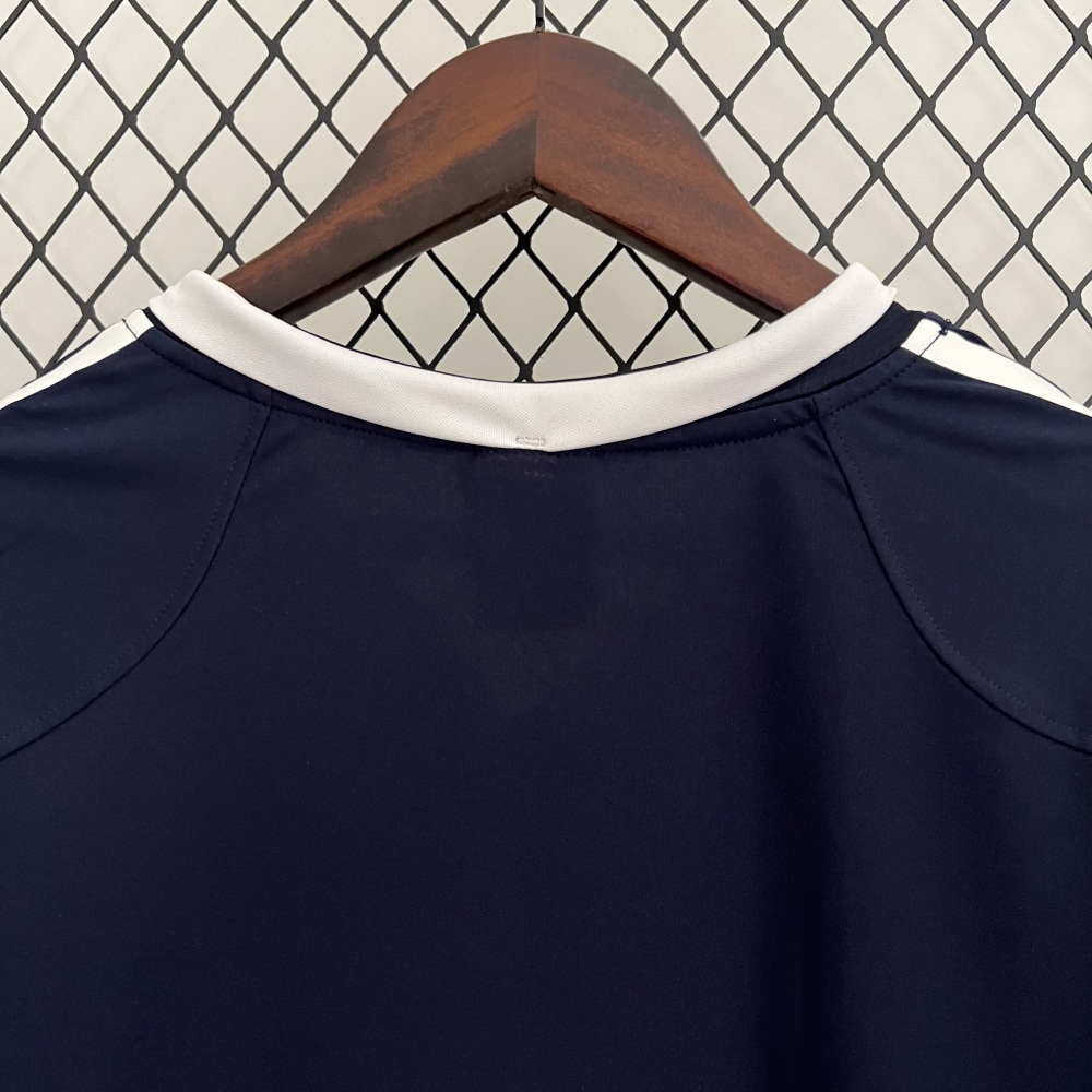 2004/05 Real Madrid Retro Jersey Away