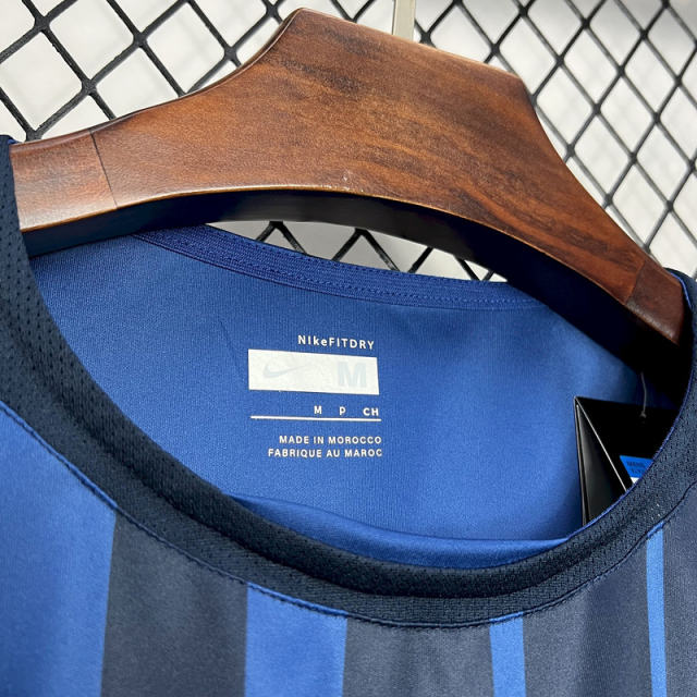 2004/05 Barcelona Retro  Jersey Away