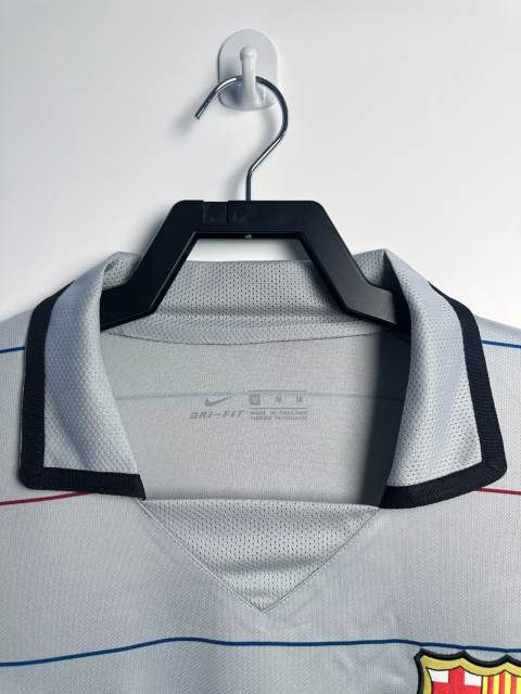 2003/04 Barcelona Retro Jersey Away Long sleeved