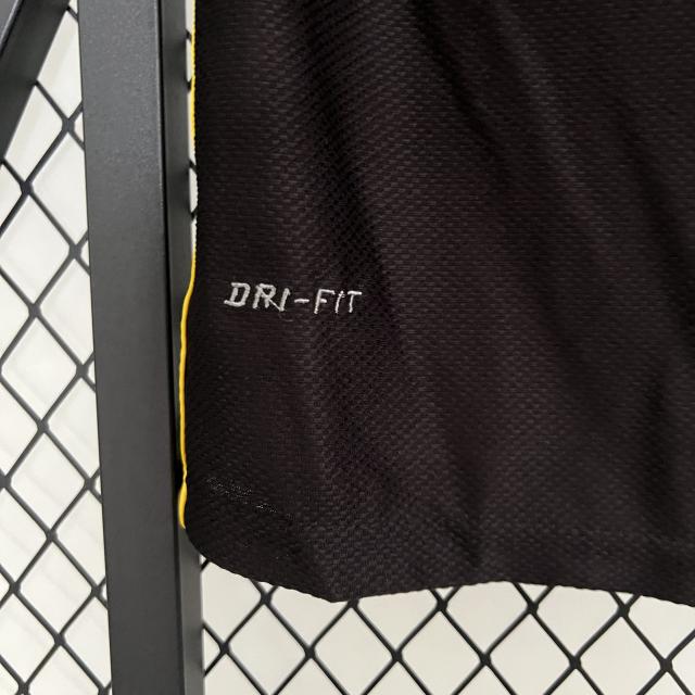 2013/14 Barcelona Retro Jersey  Third away