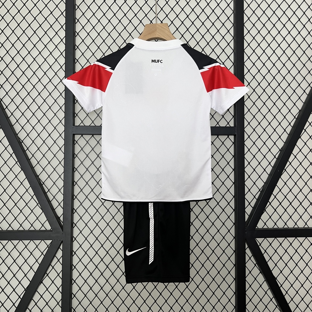 2010/11 Manchester United Champions League Away Retro Jersey Kids Kit