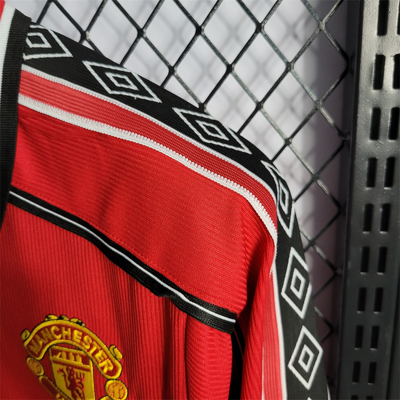 1998/00 Manchester United Retro Jersey Home Long Sleeve